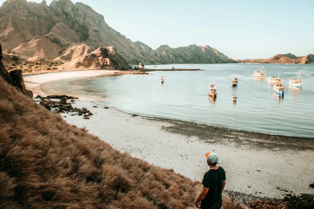 labuan_bajo.jpg
labuan_bajo_dimana.jpg
labuan_bajo_hotel.jpg
labuan_bajo_trip.jpg
labuan_bajo_weather.jpg
labuan_bajo_resort.jpg
labuan_bajo_pink_beach.jpg