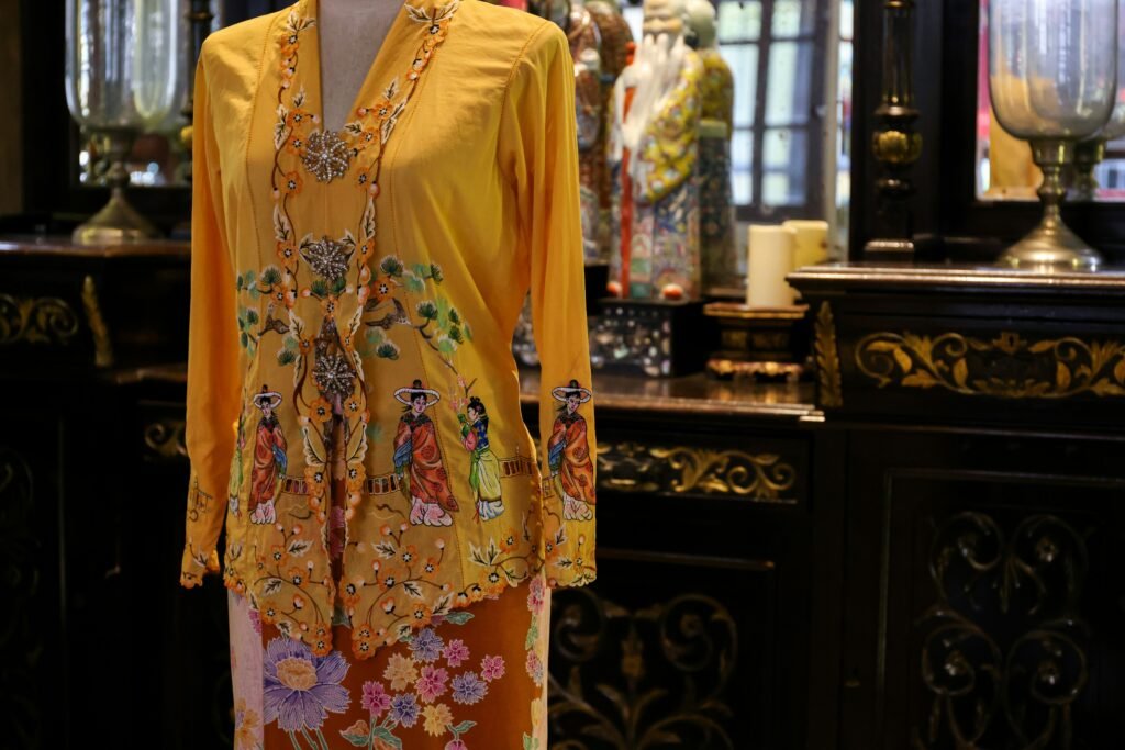 baju kebaya
kebaya modern
harga baju kebaya
kebaya adalah
model baju kebaya modern
kebaya adat jawa