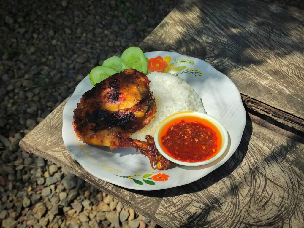 nasi ayam bakar
paket nasi ayam bakar
nasi kotak ayam bakar
ayam bakar kotak
nasi liwet ayam bakar
nasi paket ayam goreng